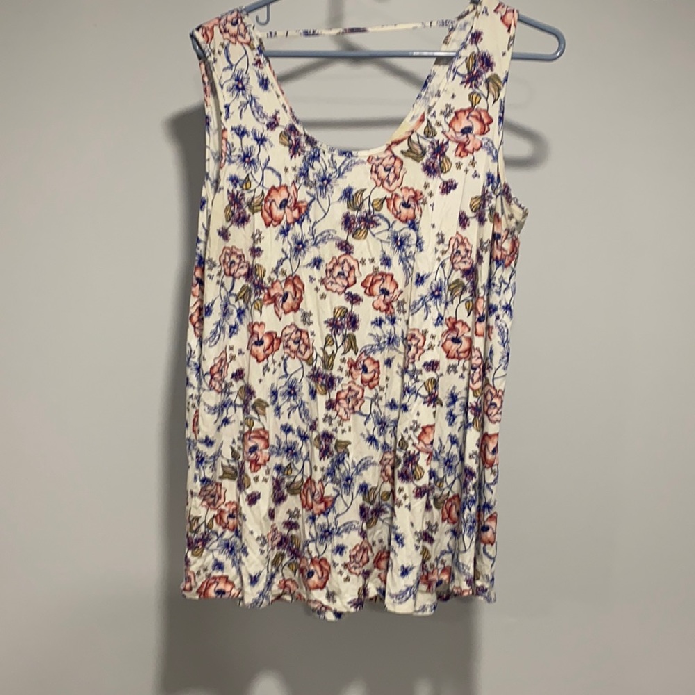 Floral tank